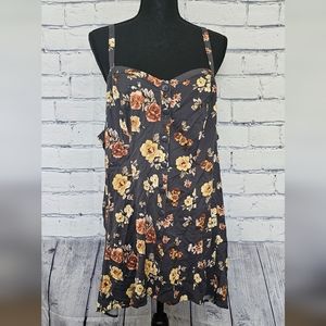 Torrid size 2 floral top